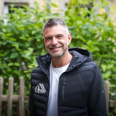 Denny Gerzabeck, Gruppenleiter Grundstücksservice bei HBS Dresden